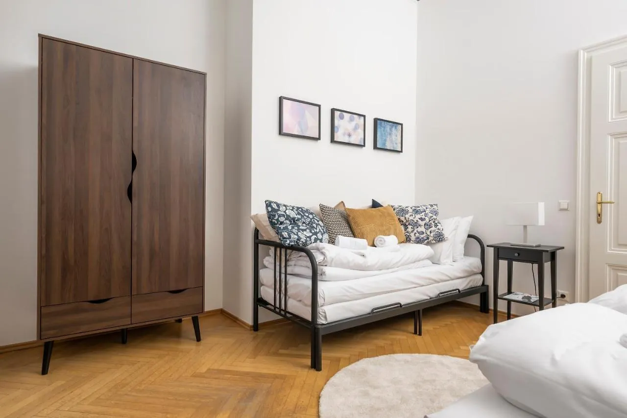 Rooftop Studio Borse By Ichbucheat Apartment Vienna Austria