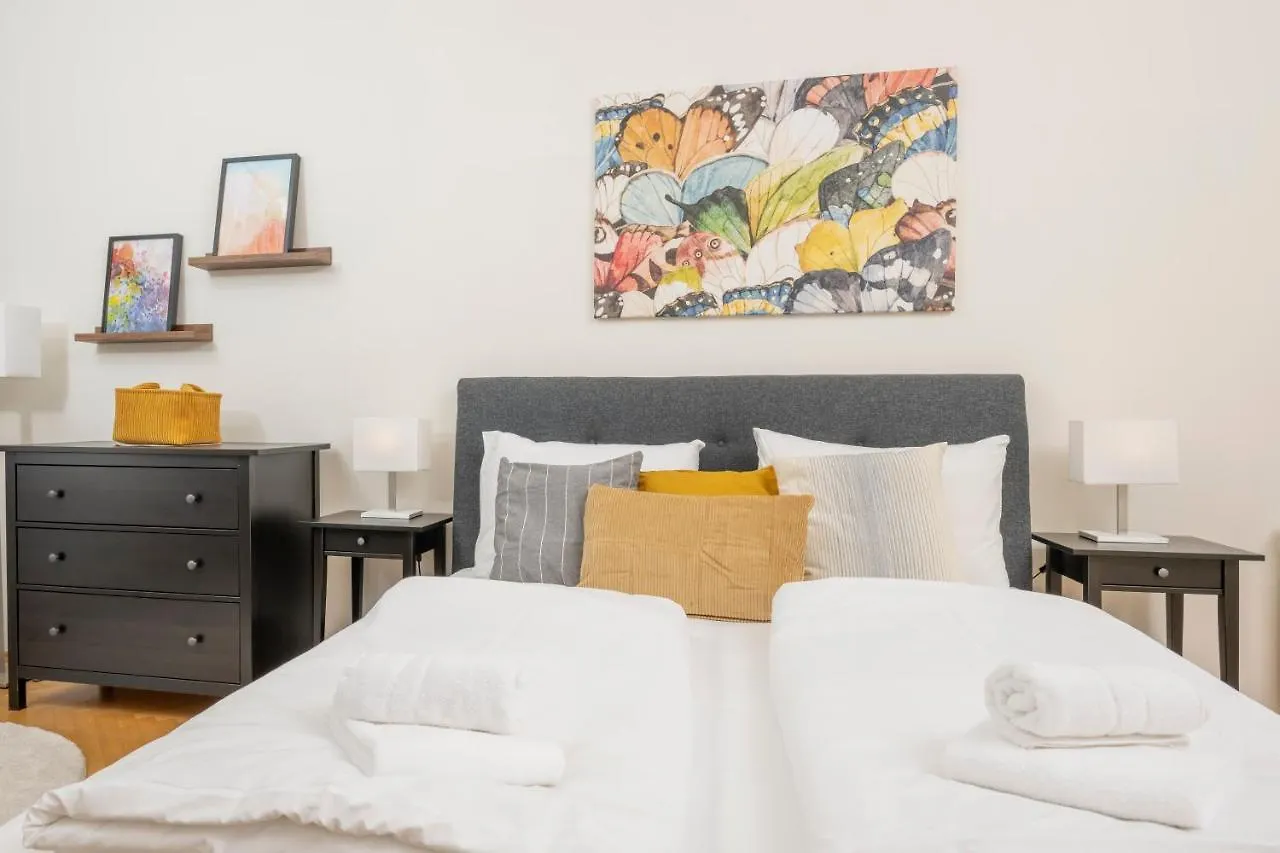 Rooftop Studio Borse By Ichbucheat Apartment Vienna Austria