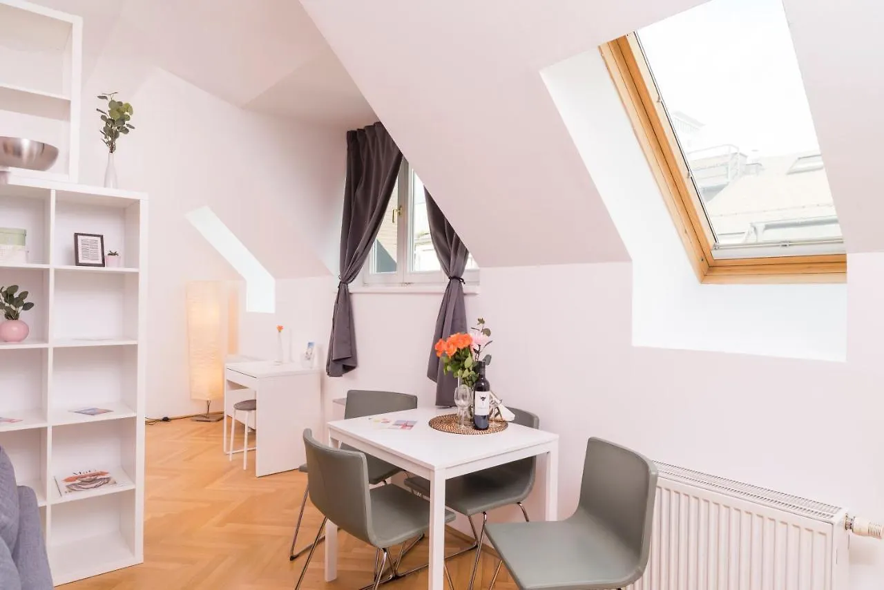 Rooftop Studio Borse By Ichbucheat Apartment Vienna